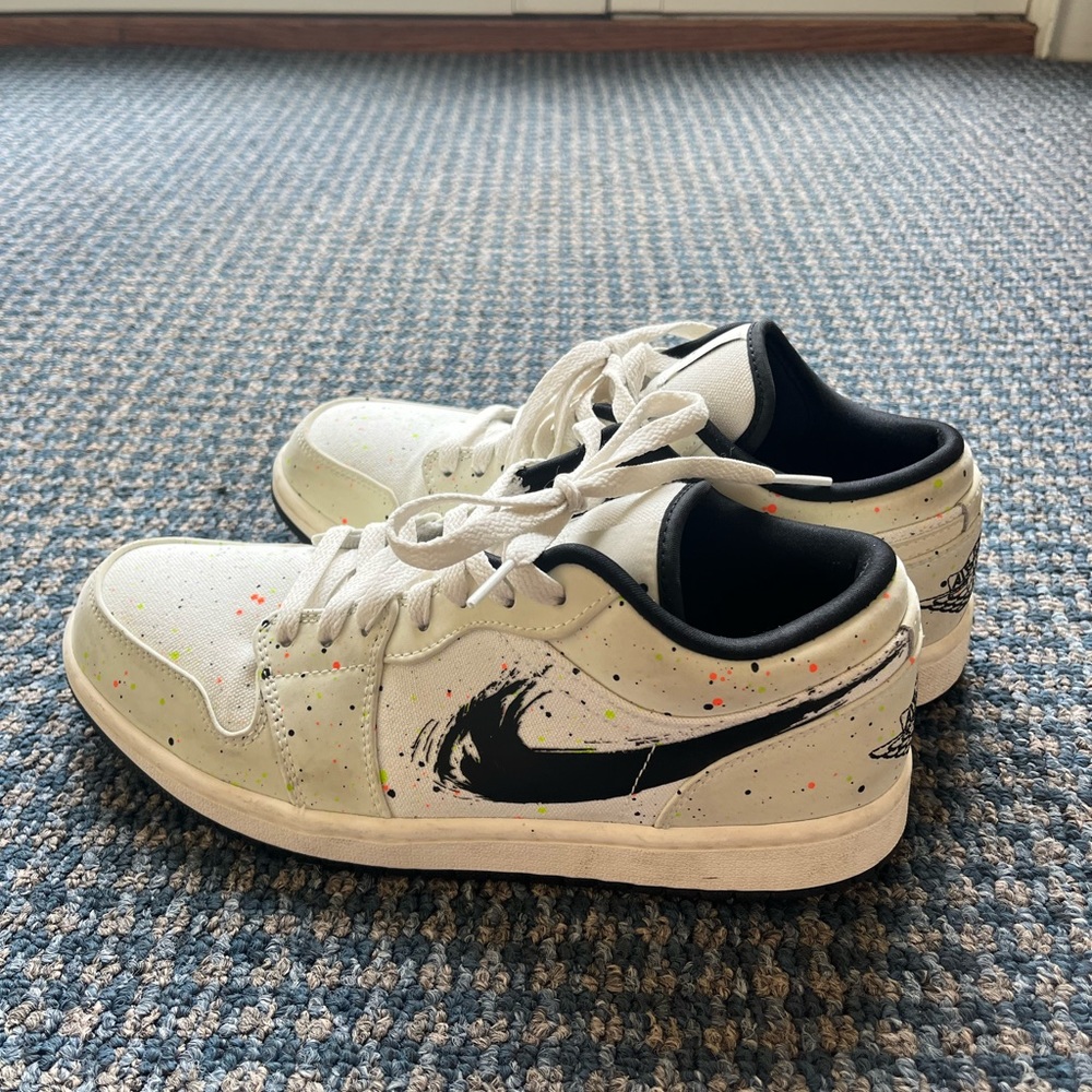 Size 8 men’s Jordan “brushstroke”
